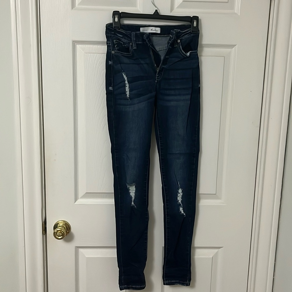 KanCan Curvy dark wash skinny jeans with holes